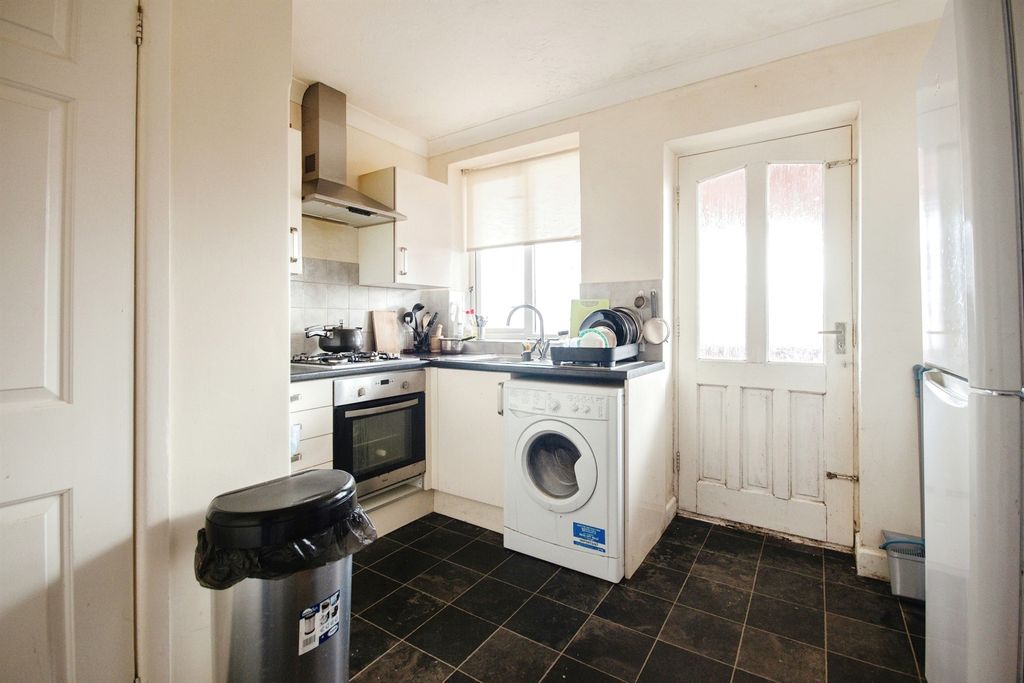 Property photo 2 of 15