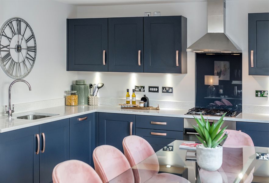 Property photo 3 of 10 Inveraray 4 Bedroom Home, Open-Plan Kitchen/Dining Room