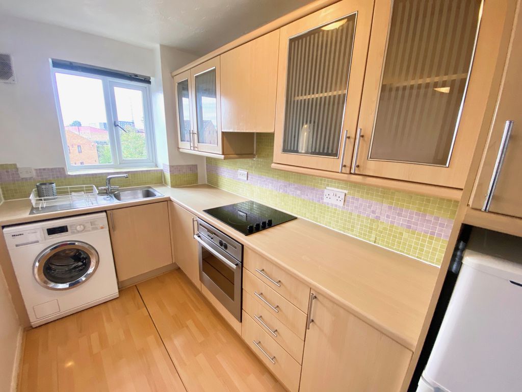 Property photo 3 of 5