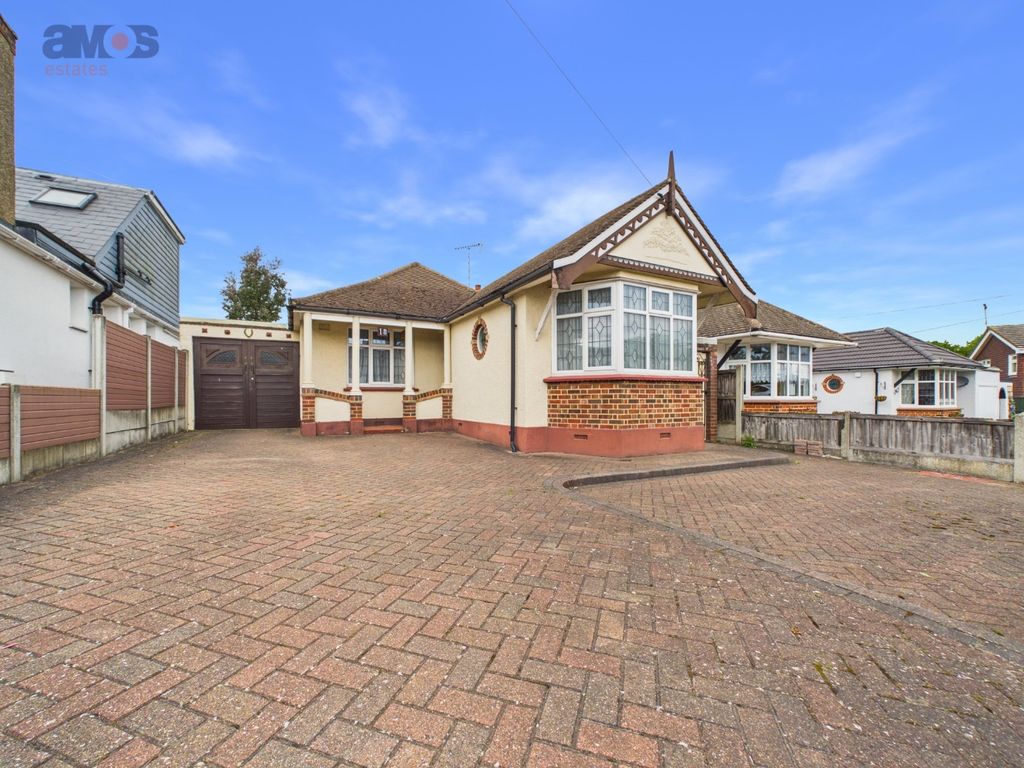 Property photo 1 of 15 4830882