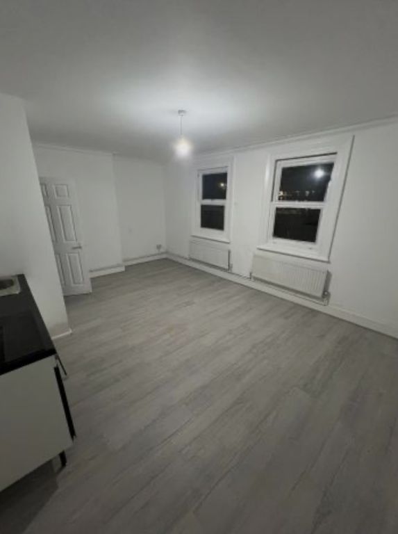 Property photo 2 of 3