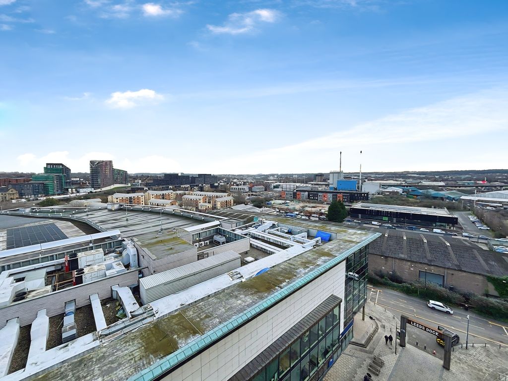 Property photo 2 of 11