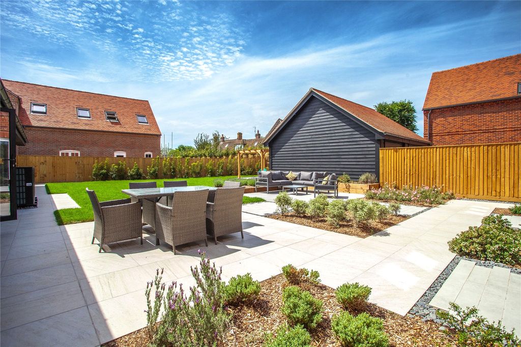 Property photo 3 of 21 Rear Garden
