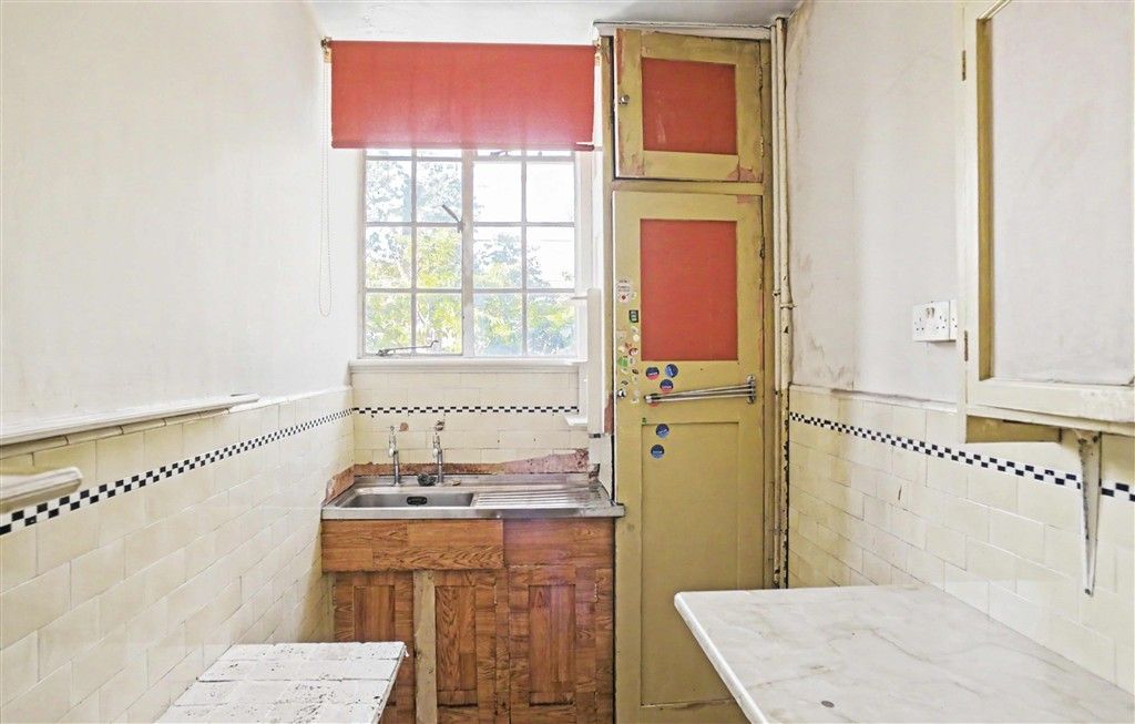Property photo 3 of 5