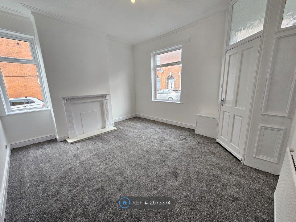 Property photo 2 of 9