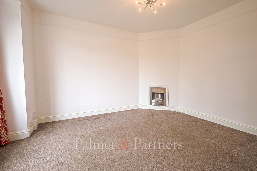 Property photo 2 of 15 Picture No. 34