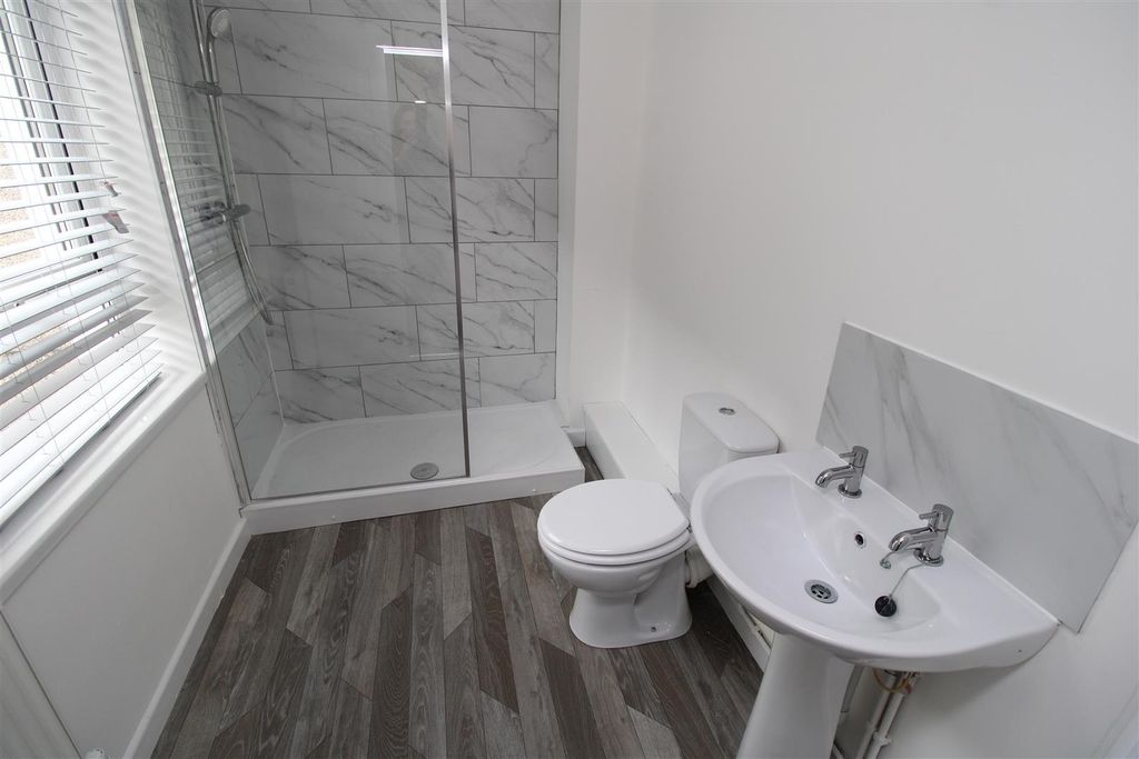 Property photo 2 of 17 Img_6232.Jpg