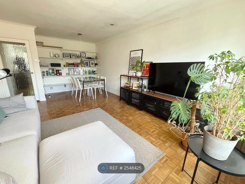Property photo 2 of 15 Living Room Full