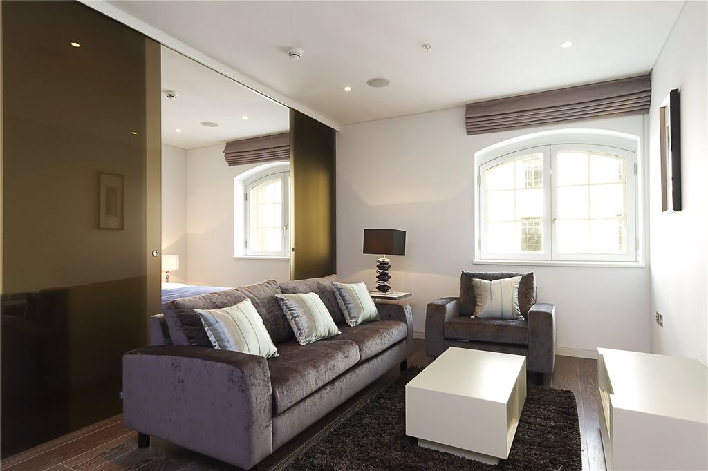 Property photo 2 of 14 Photo 13