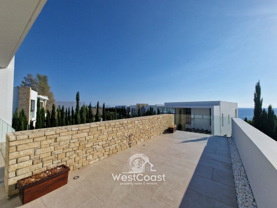 Property photo 3 of 51