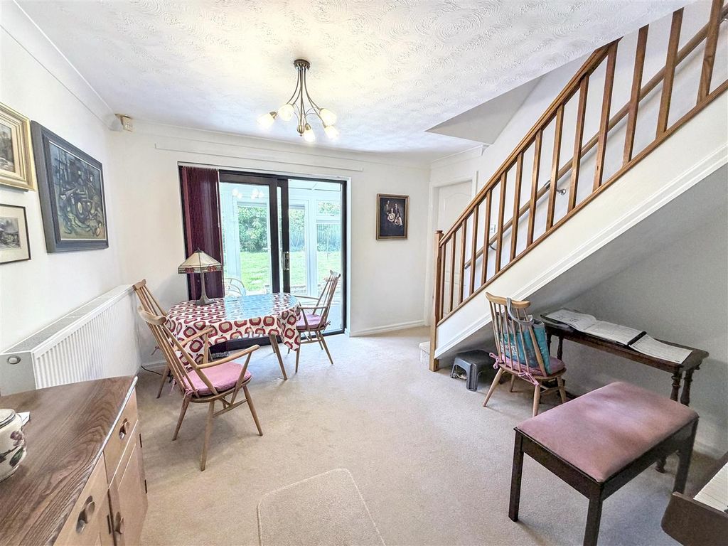 Property photo 3 of 17 Dining Room