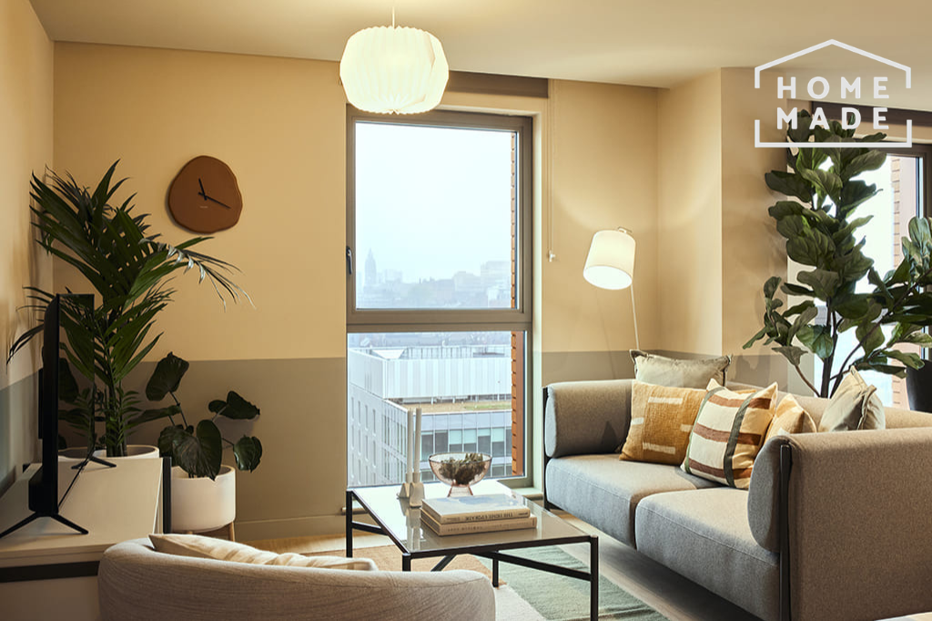 Property photo 2 of 23