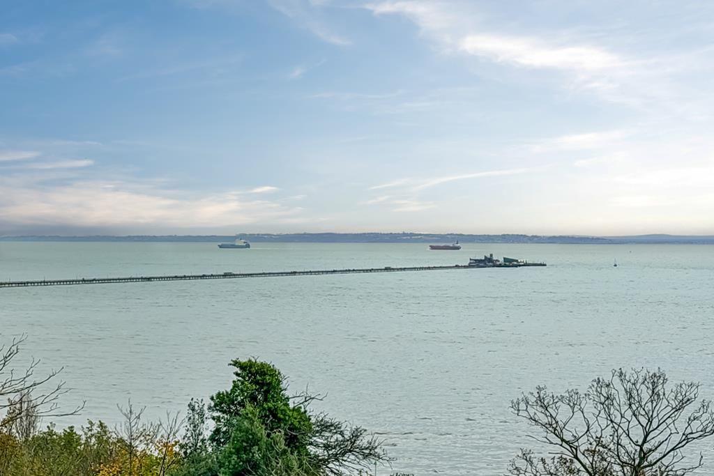 Property photo 3 of 21 Sea Views