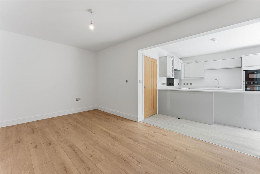 Property photo 3 of 41 10Nealeave_13.Jpg