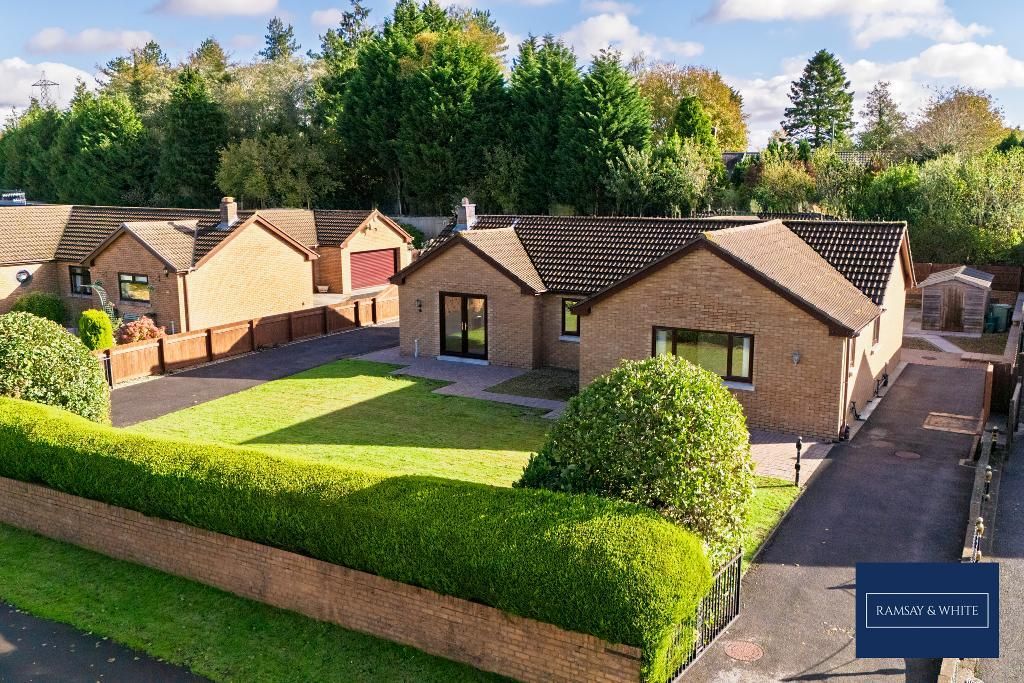 Property photo 2 of 32