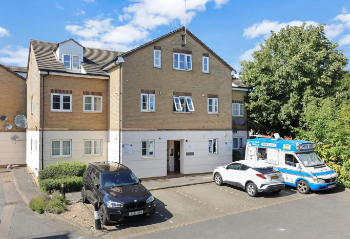 Property photo 1 of 15