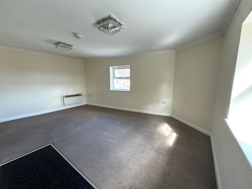 Property photo 2 of 8 Living Room Picture 2