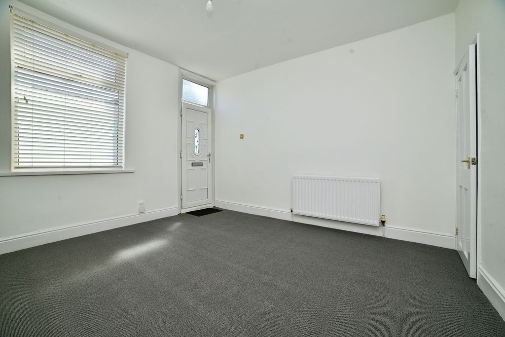 Property photo 3 of 8 Living Room