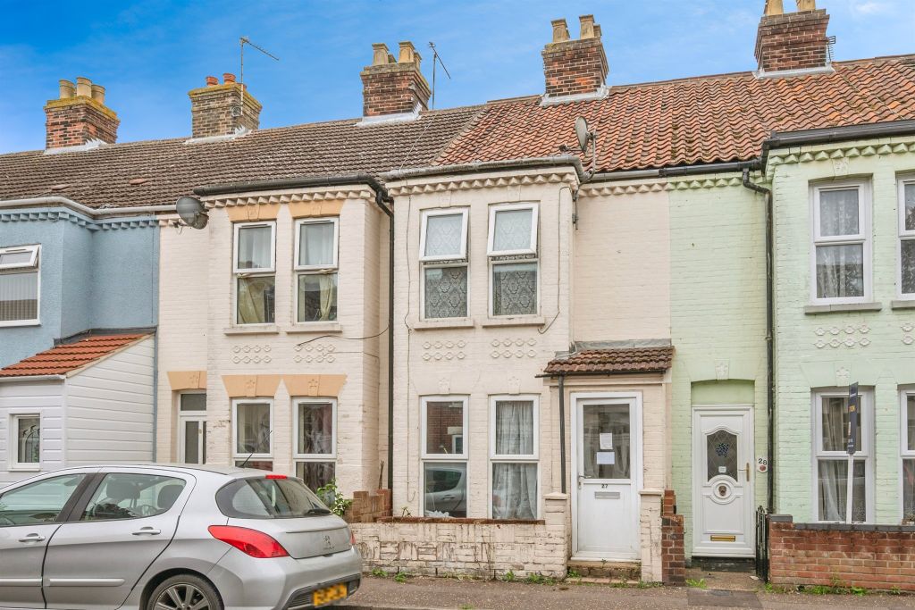 Property photo 1 of 17
