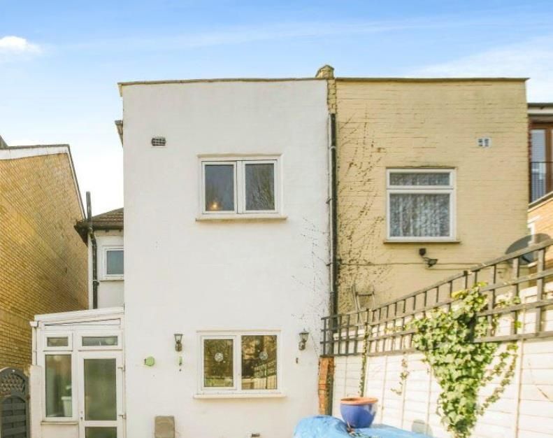 Property photo 3 of 9