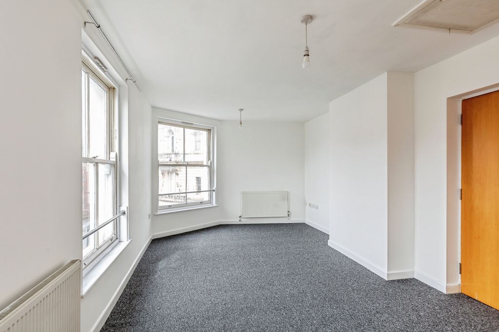 Property photo 2 of 12 Photography