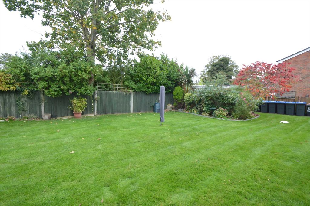 Property photo 2 of 7