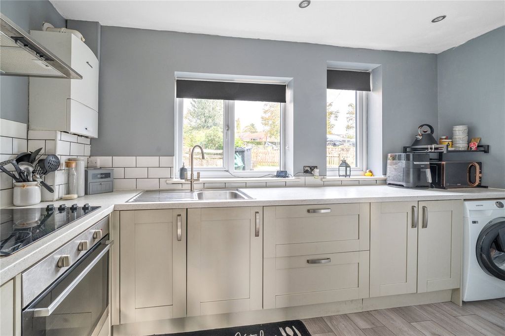 Property photo 3 of 15 Picture No. 09