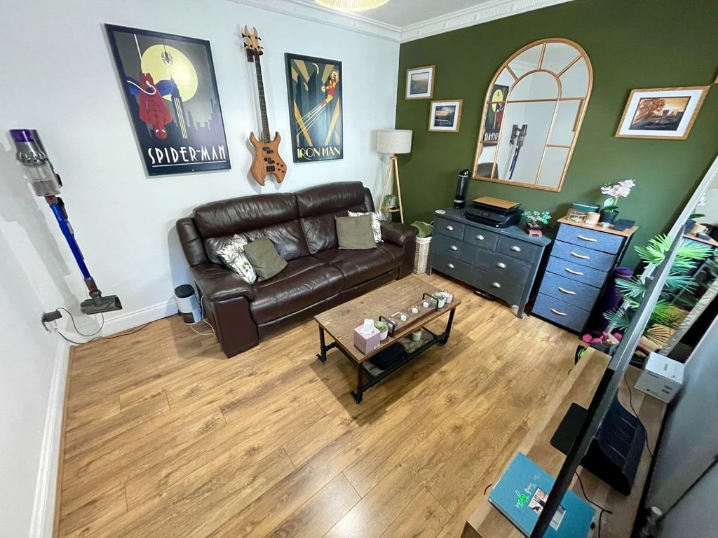 Property photo 2 of 7 3511142