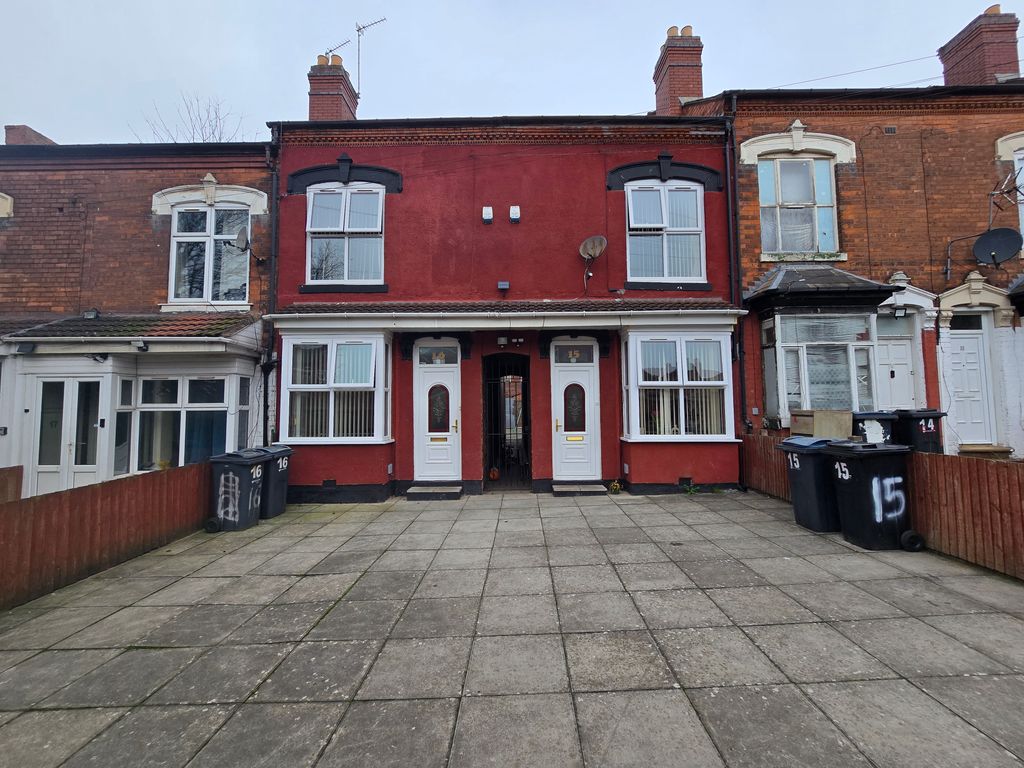 Property photo 2 of 10