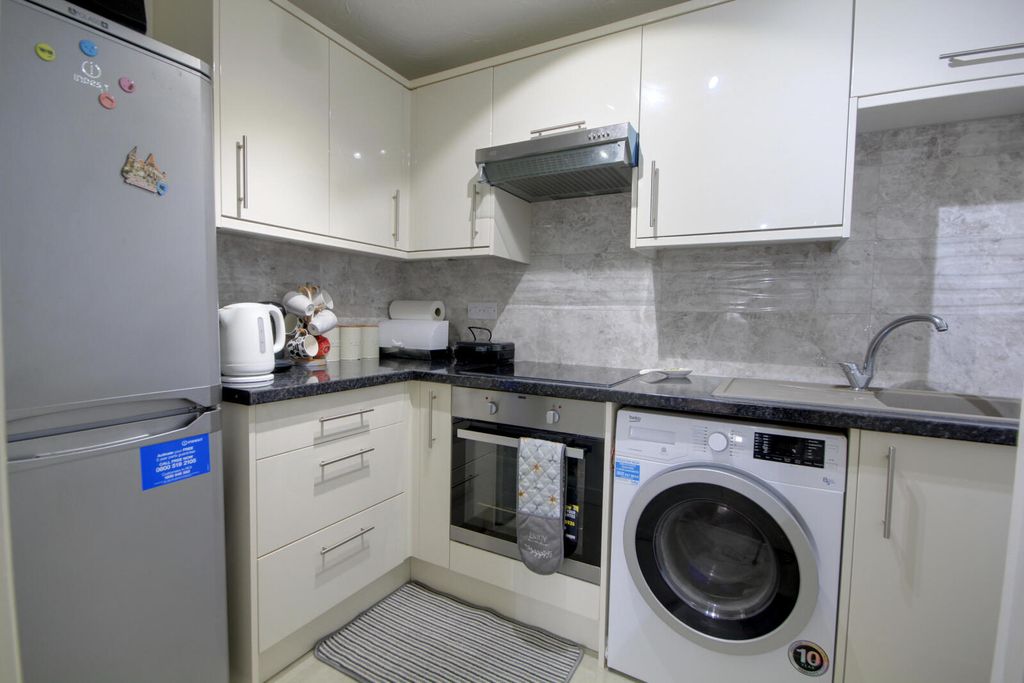 Property photo 3 of 4 Picture No. 03