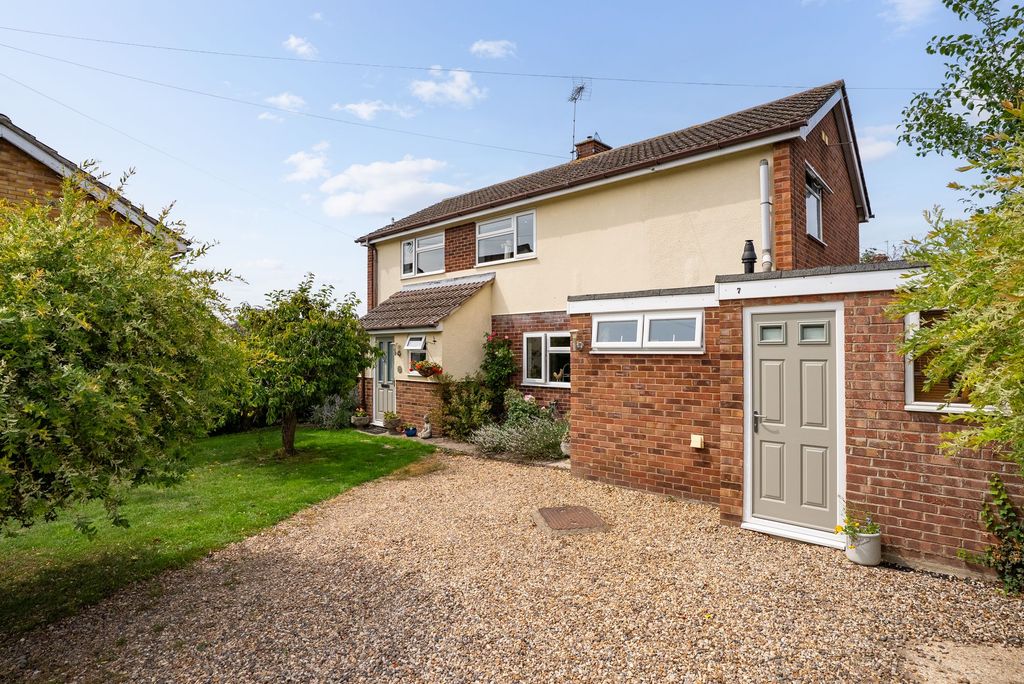 Property photo 1 of 22