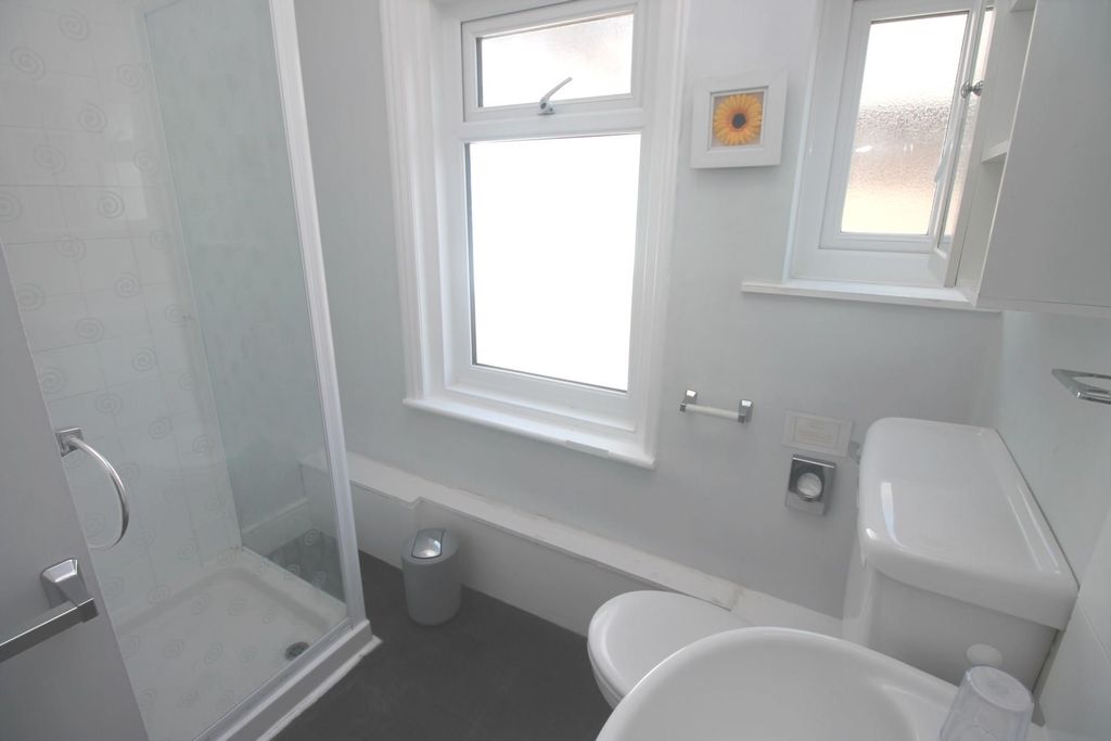 Property photo 3 of 5 186-Hr-3.Jpg