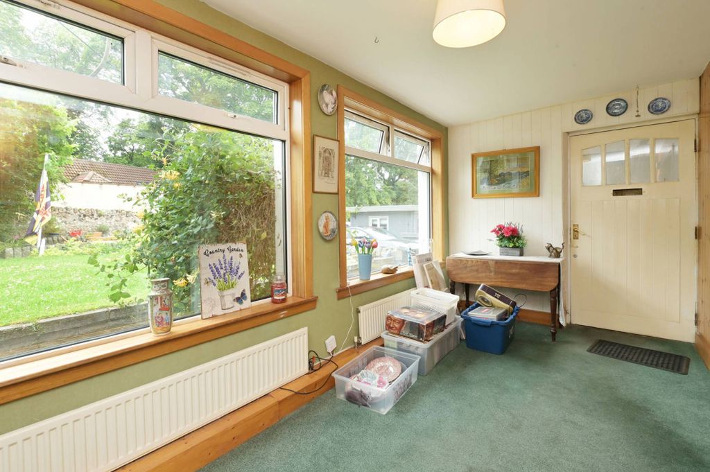 Property photo 3 of 31