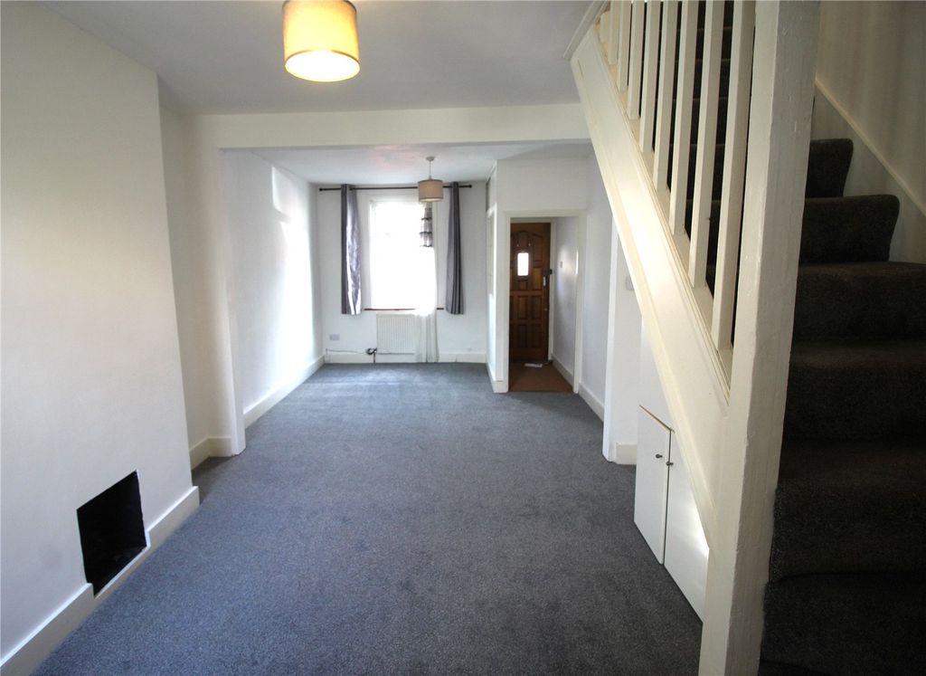 Property photo 2 of 11 Picture No. 17