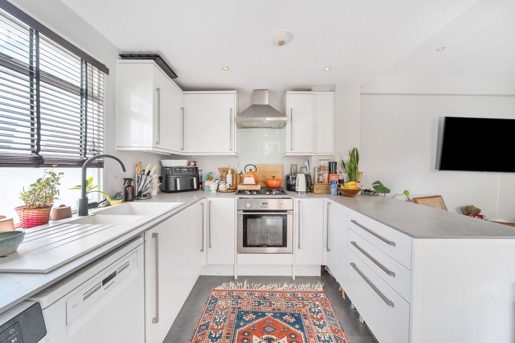 Property photo 2 of 15 1494188-6-6A56237...