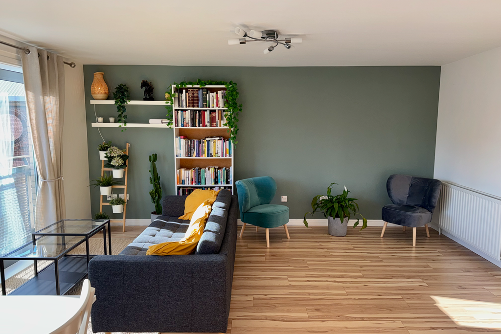 Property photo 2 of 14