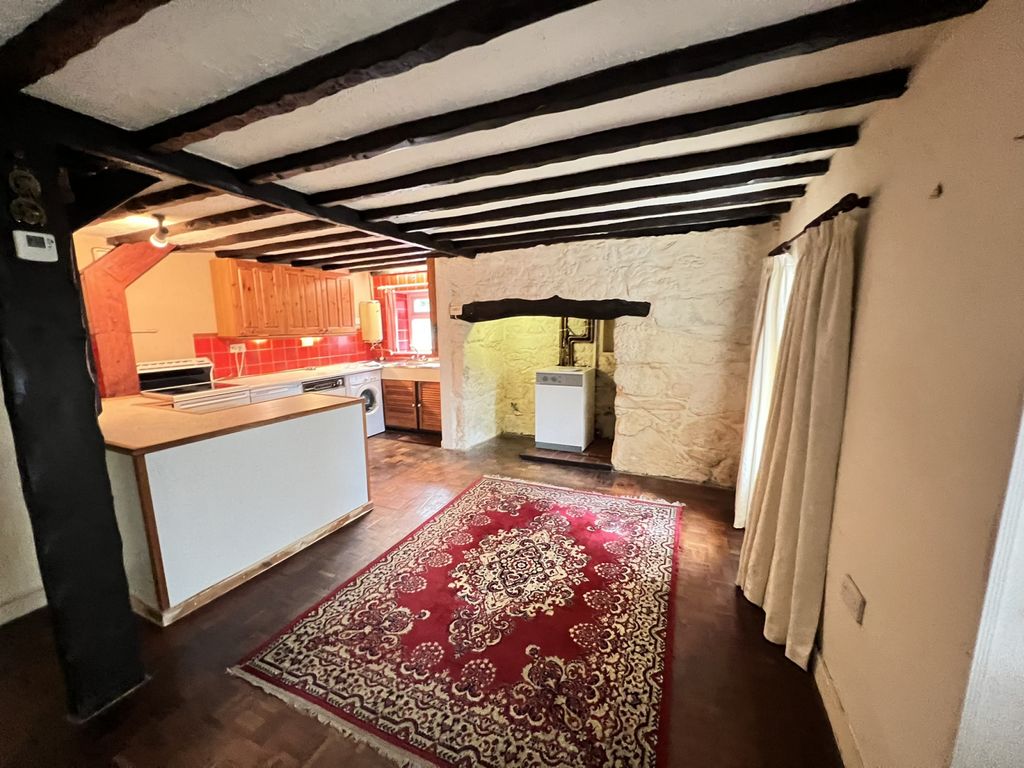 Property photo 3 of 14 Gallery