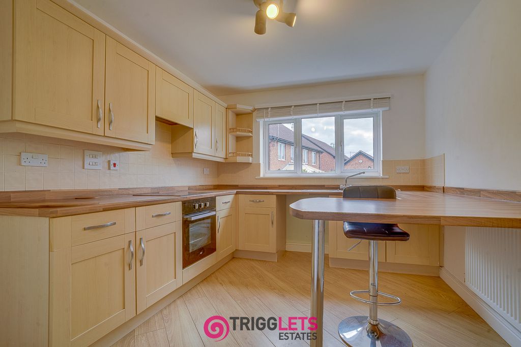 Property photo 3 of 30