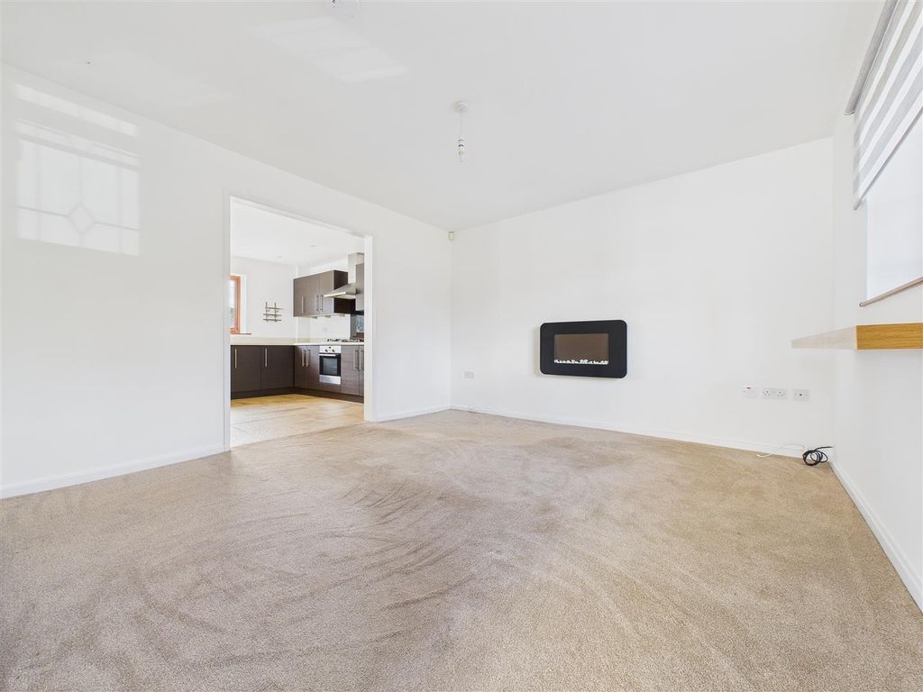 Property photo 2 of 38 Cam02453G0-Pr0155-Still001.Jpg