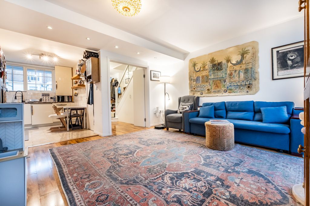 Property photo 2 of 16