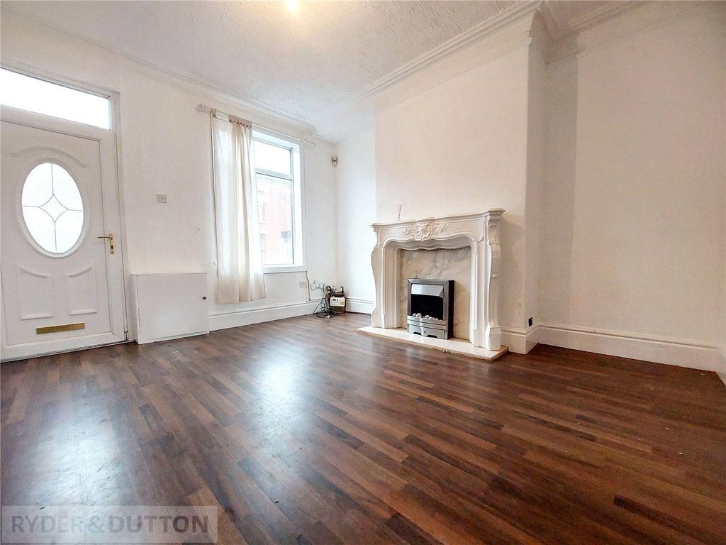 Property photo 2 of 9 Living Room