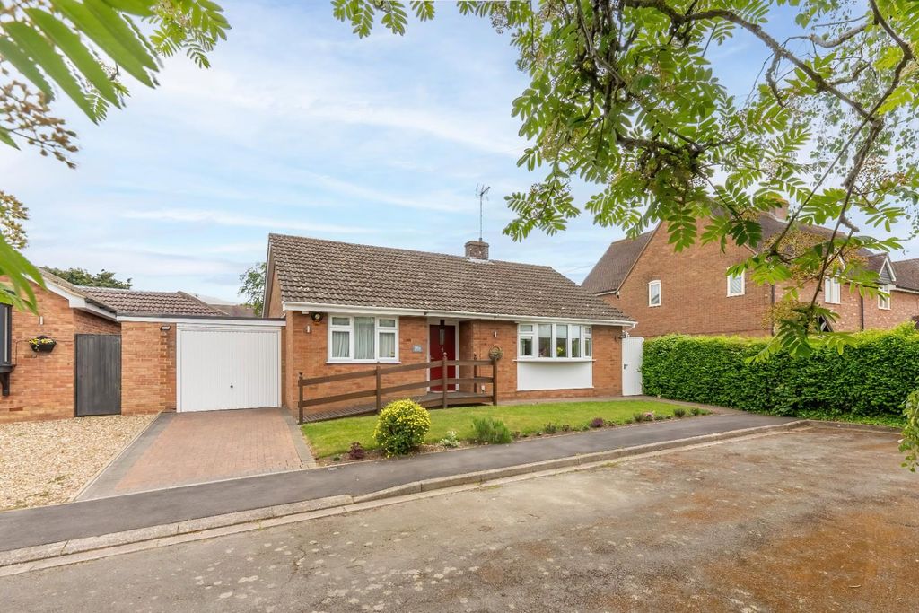 Property photo 1 of 29