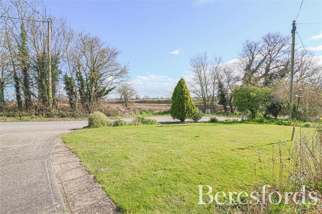 Property photo 2 of 18 2