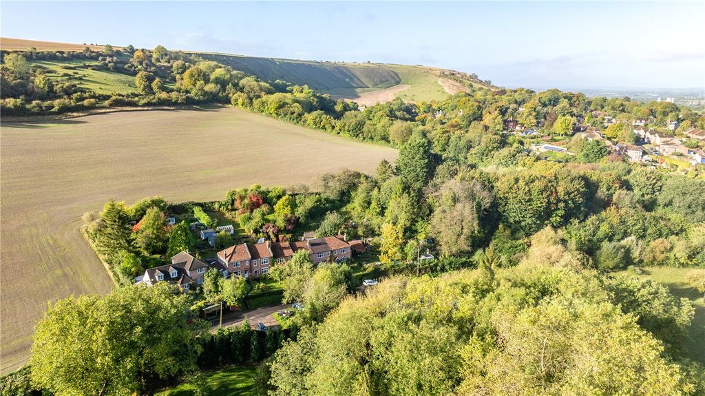 Property photo 3 of 29 Picture No. 07