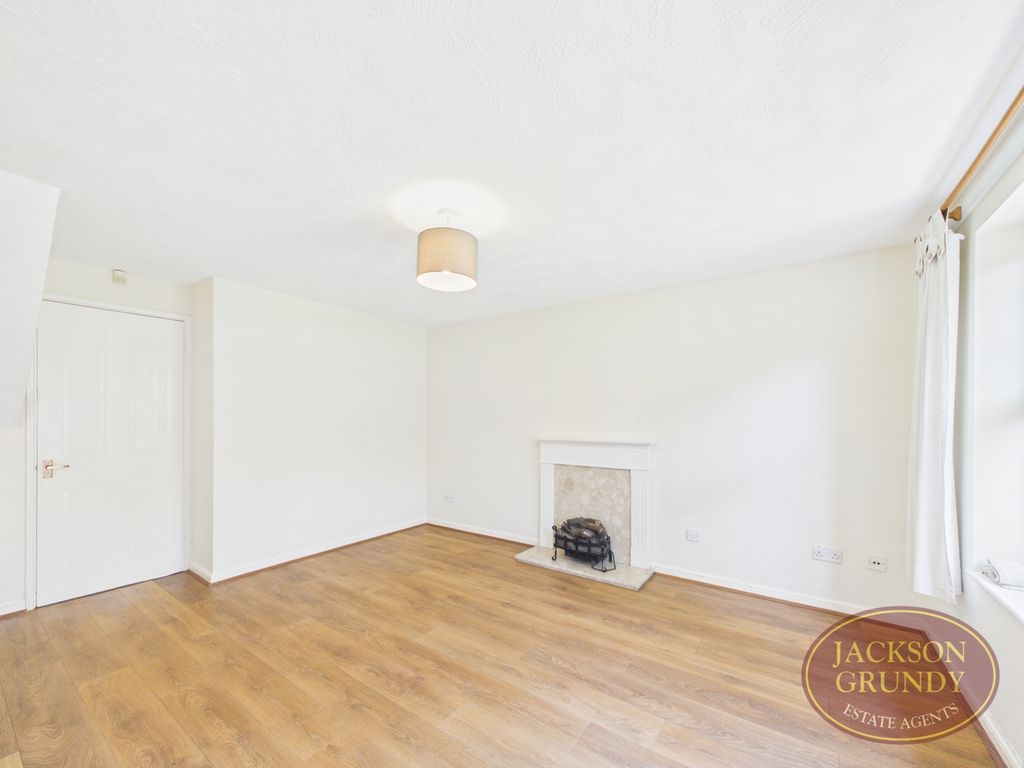 Property photo 2 of 17 Meltham Close