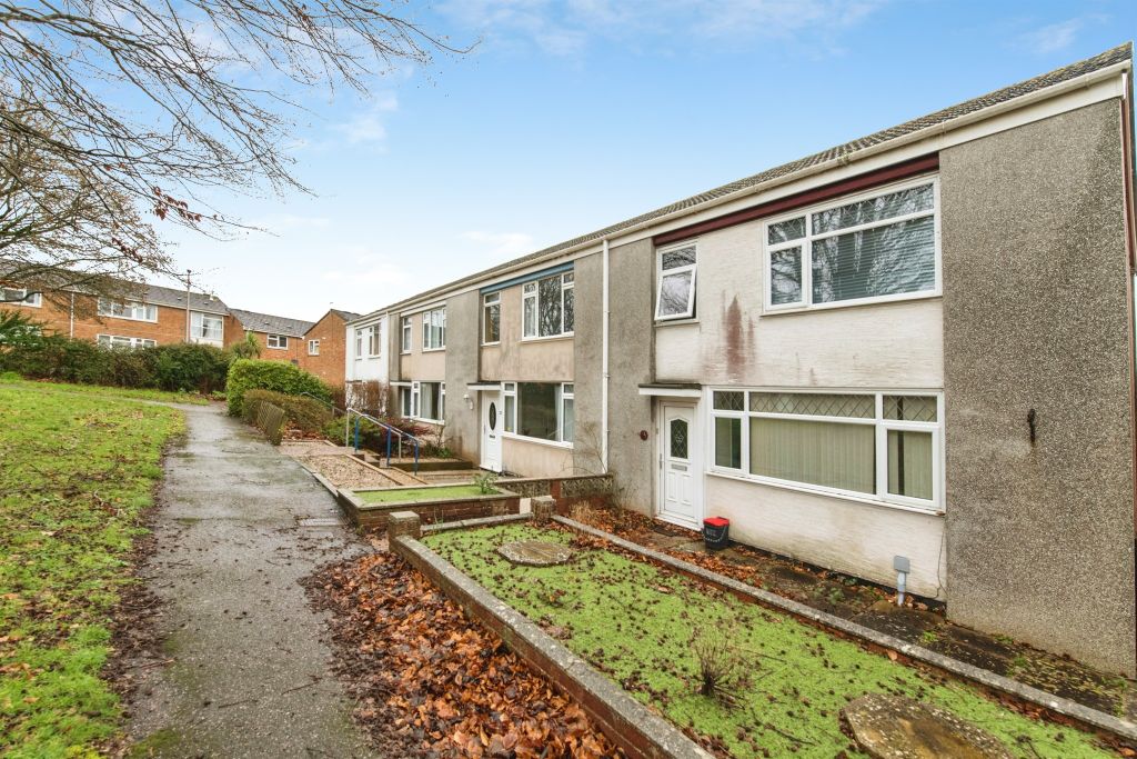 Property photo 2 of 12