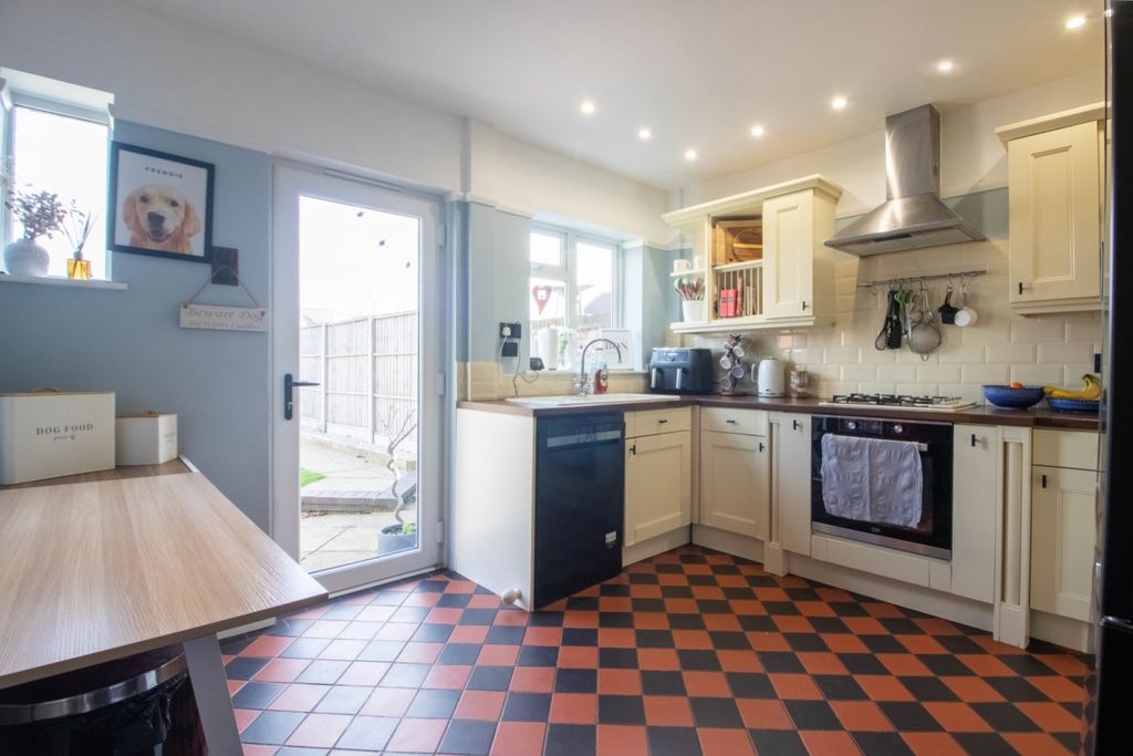 Property photo 2 of 15 Lrg_Img_3544-Hdr