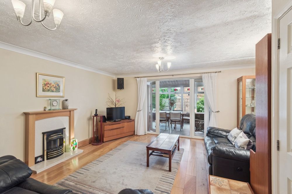 Property photo 2 of 22