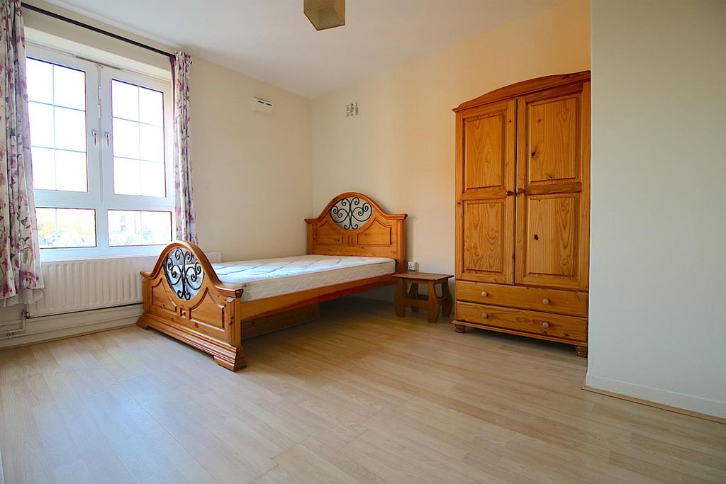 Property photo 2 of 5 Img_0636.Jpg
