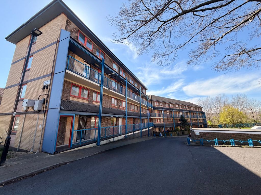 Property photo 1 of 8 Picture No. 01